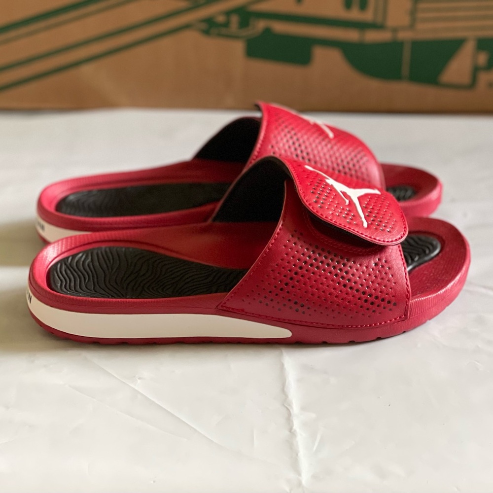 Jordan hydro 5 bg new in original box